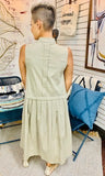 Chic Sleeveless Pocket Dress