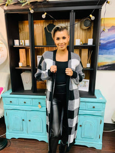 Black & White Buffalo Plaid Long Cardigan