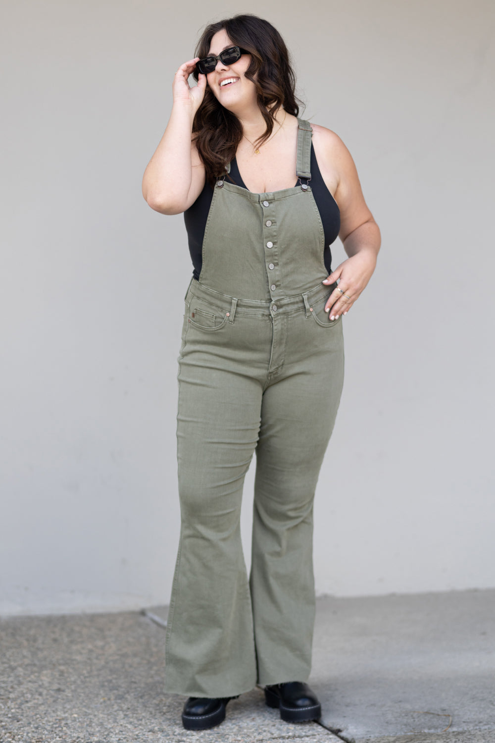 Judy Blue Kelsey Flare Tummy Control Overalls - Sage – Rust and Rose  Boutique